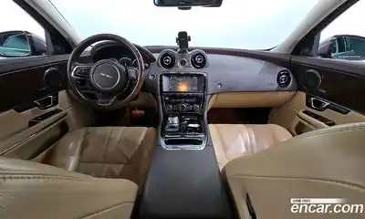 Jaguar XJ 2015 3.0 Автомат в Москве № 331523, миниатюра 5