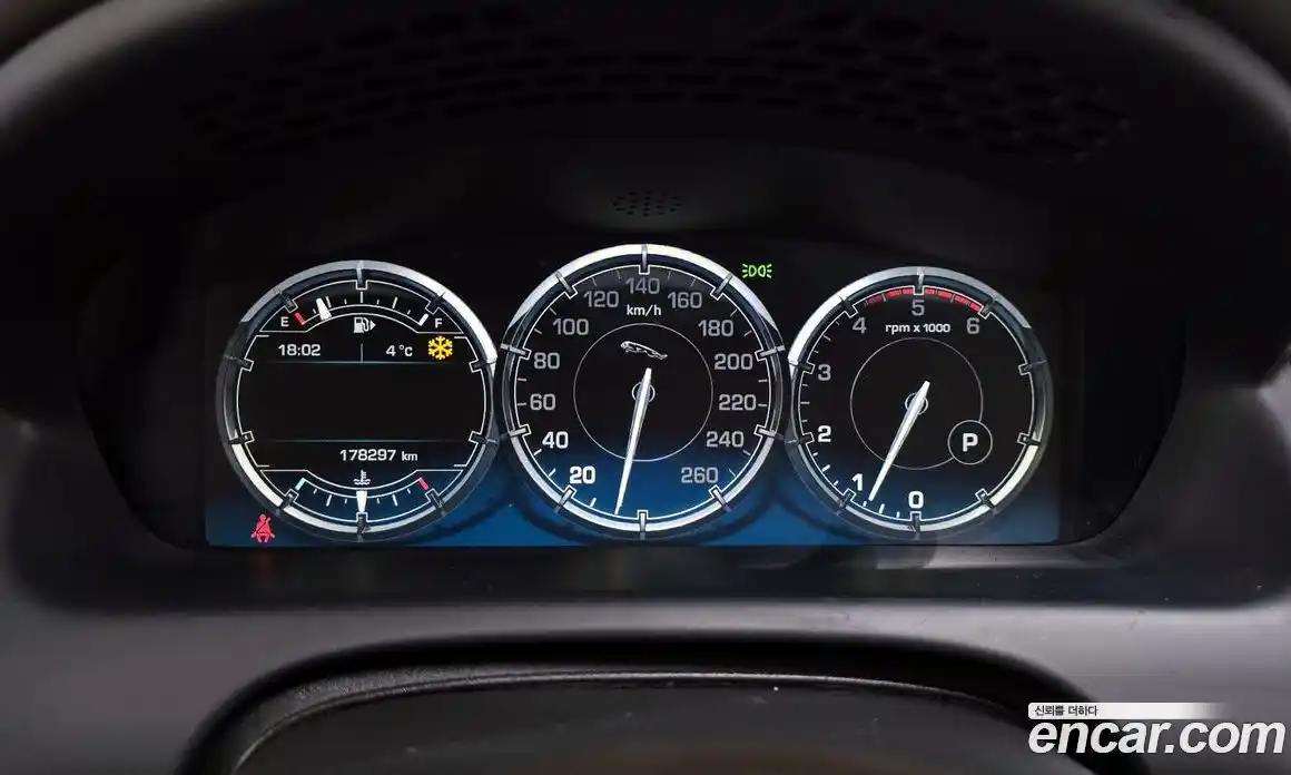 Jaguar XJ 2015 3.0 Автомат в Москве № 331523, фото 8