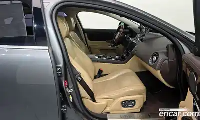Jaguar XJ 2015 3.0 Автомат в Москве № 331523, миниатюра 10