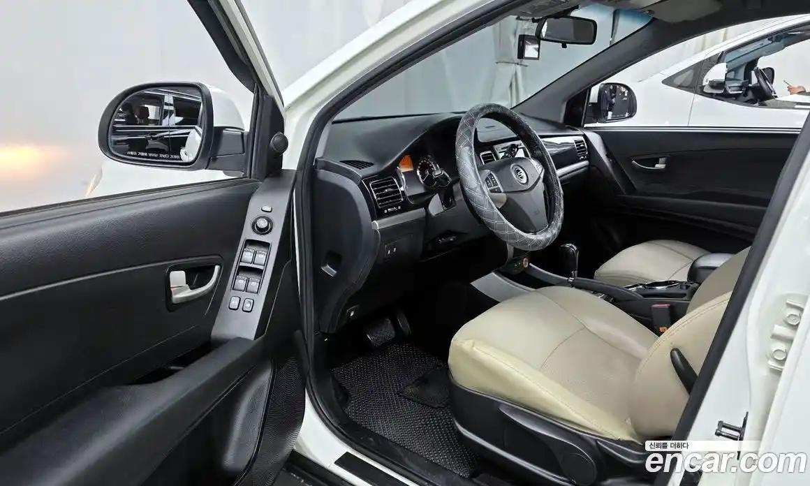 SsangYong Korando 2013 2.0 Автомат в Москве № 33192, фото 10