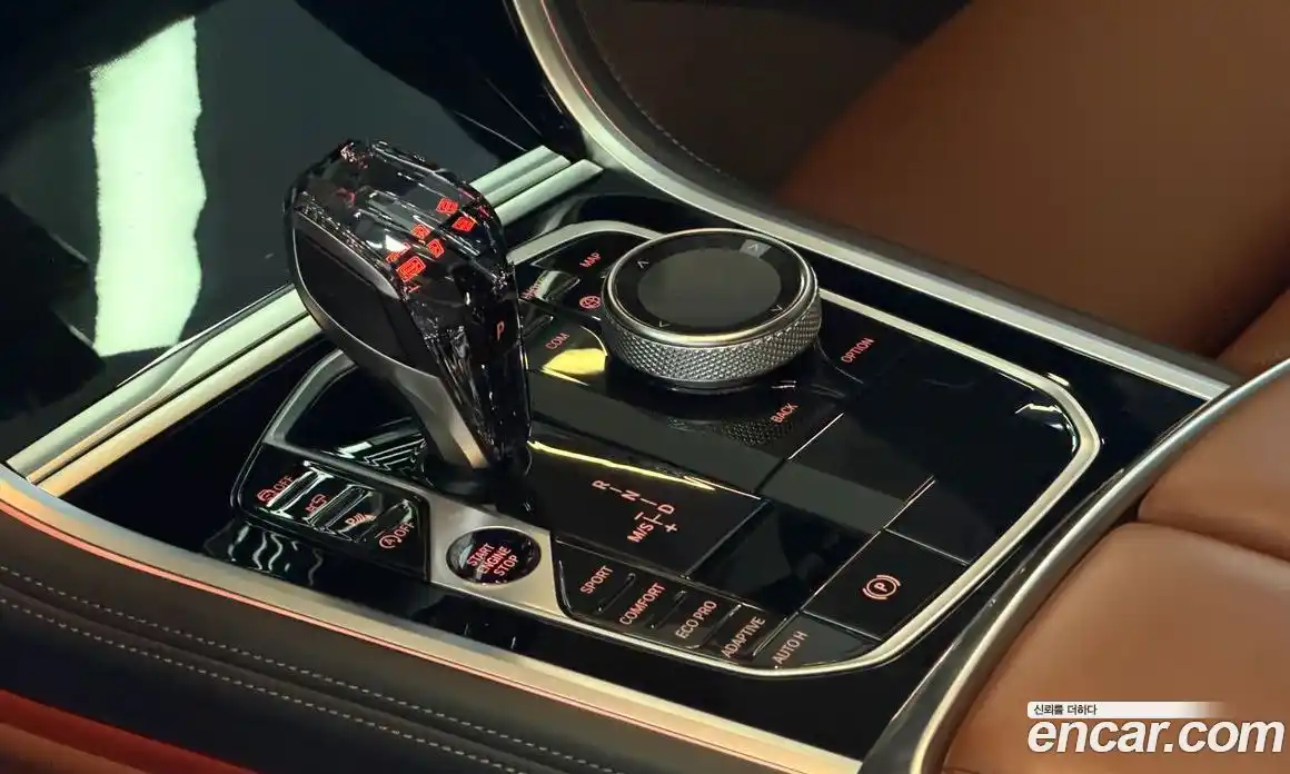 BMW 8-Series 2023 4.4 Автомат в Москве № 334970, фото 9