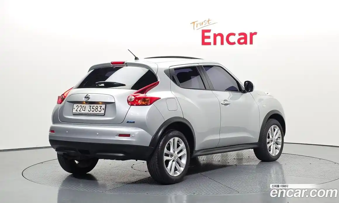 Nissan Juke 2014 1.6 Автомат в Москве № 342587, фото 14