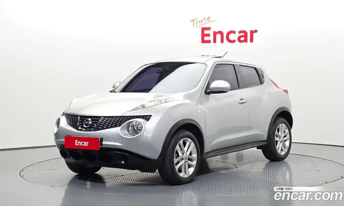 Nissan Juke 2014 1.6 Автомат в Москве № 342587, фото 4