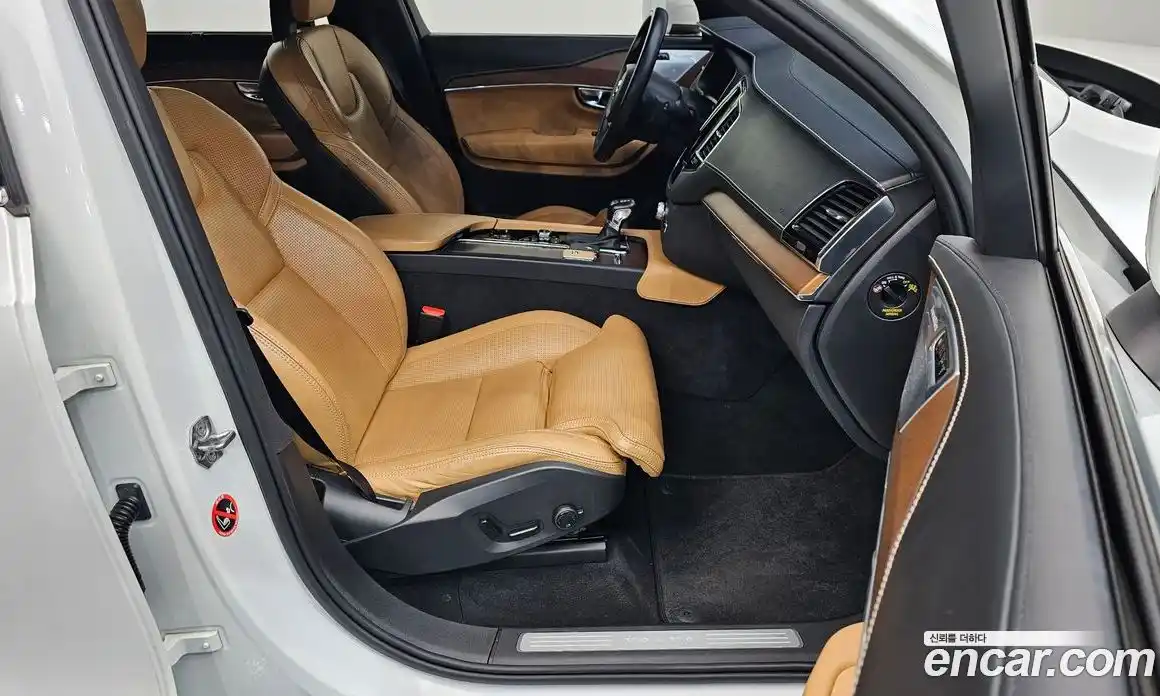 Volvo XC90 2017 2.0 Автомат в Москве № 344214, фото 11