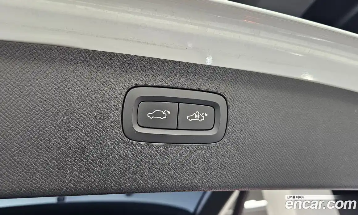 Volvo XC90 2017 2.0 Автомат в Москве № 344214, фото 19