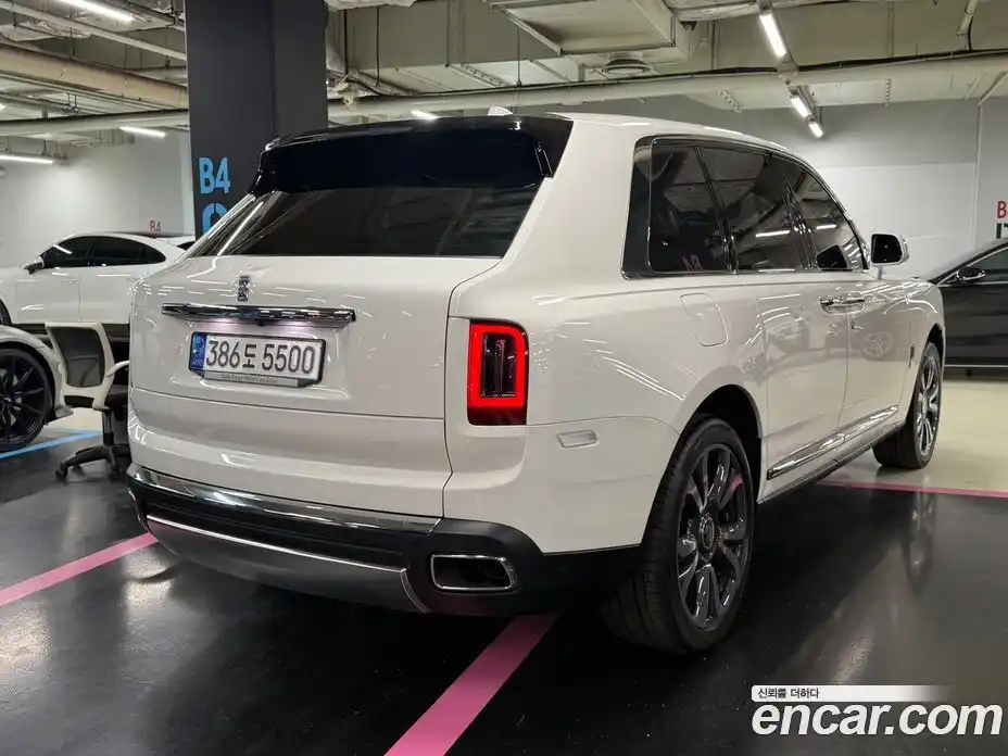 Rolls-Royce Cullinan 2022 6.7 Автомат в Москве № 353777, фото 4