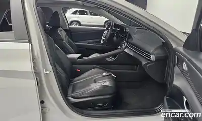 Hyundai Avante 2024 1.6 Автомат в Москве № 356699, миниатюра 11