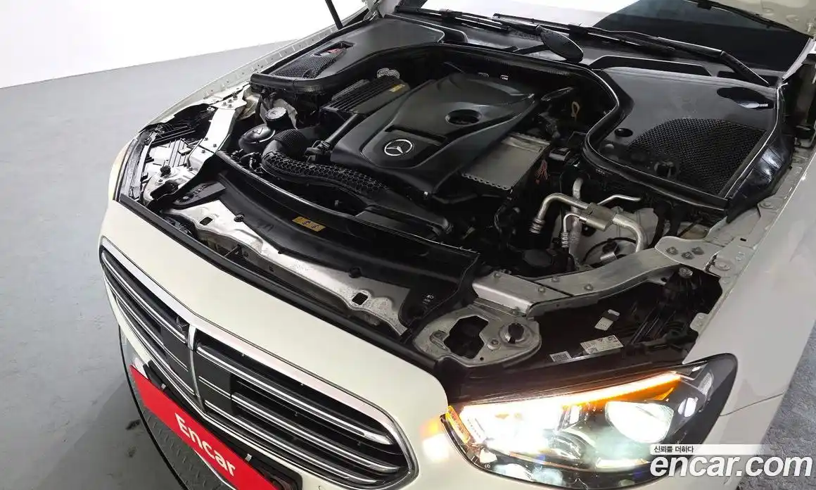 Mercedes-Benz E-Class 2022 2.0 Автомат в Москве № 371896, фото 5