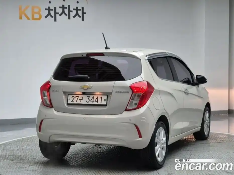 Chevrolet Spark 2019 1.0 Автомат в Москве № 37192, фото 3
