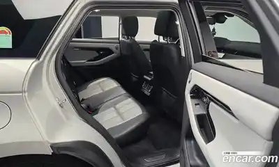 Land Rover Range-Rover Evoque 2025 2.0 Автомат в Москве № 374660, миниатюра 11