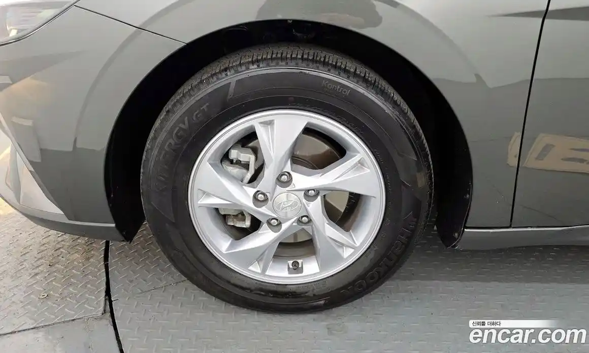 Hyundai Avante 2021 1.6 Автомат в Москве № 382915, фото 5