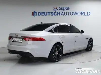 Jaguar XF 2017 2.0 Автомат в Москве № 386434, миниатюра 2