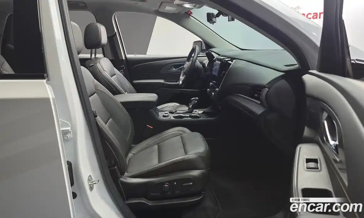 Chevrolet Traverse 2021 3.6 Автомат в Москве № 39170, фото 9