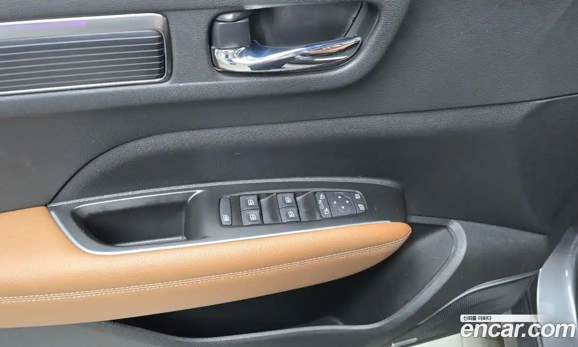 Renault QM6 2022 2.0 Автомат в Москве № 398082, фото 17