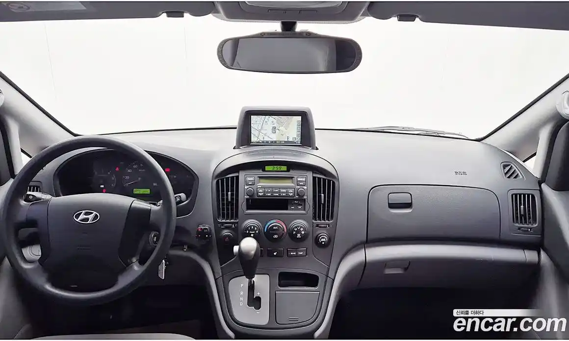 Hyundai Starex 2015 2.5 Автомат в Москве № 399837, фото 7