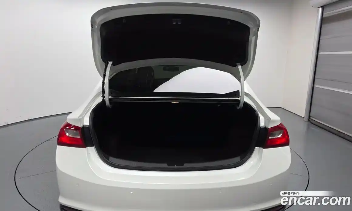 Chevrolet Malibu 2017 1.5 Автомат в Москве № 41071, фото 16