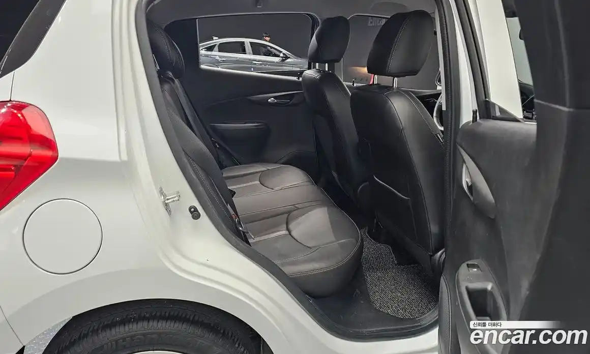 Chevrolet Spark 2021 1.0 Автомат в Москве № 411264, фото 12