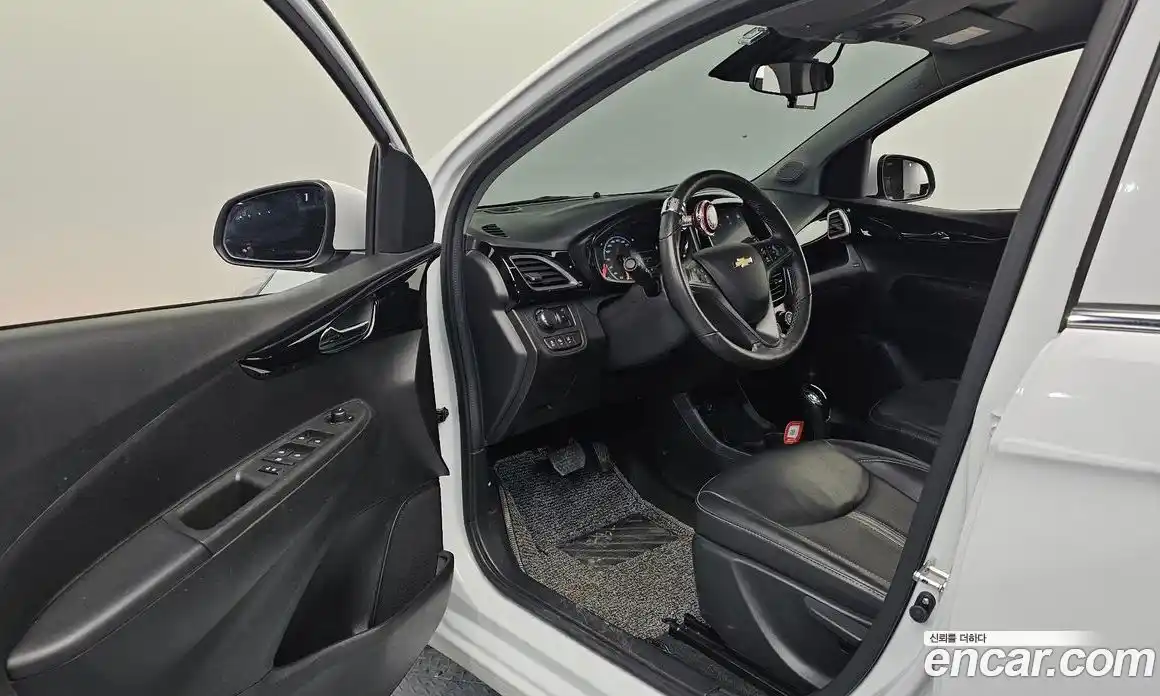 Chevrolet Spark 2021 1.0 Автомат в Москве № 411264, фото 10