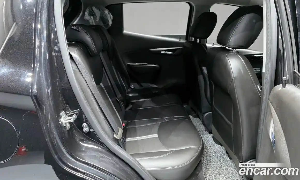 Chevrolet Spark 2022 1.0 Автомат в Москве № 422278, фото 12