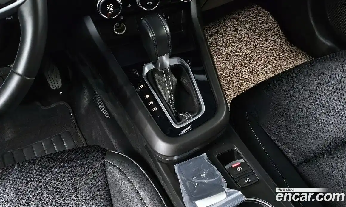 Renault XM3 2022 1.3 Автомат в Москве № 423407, фото 9