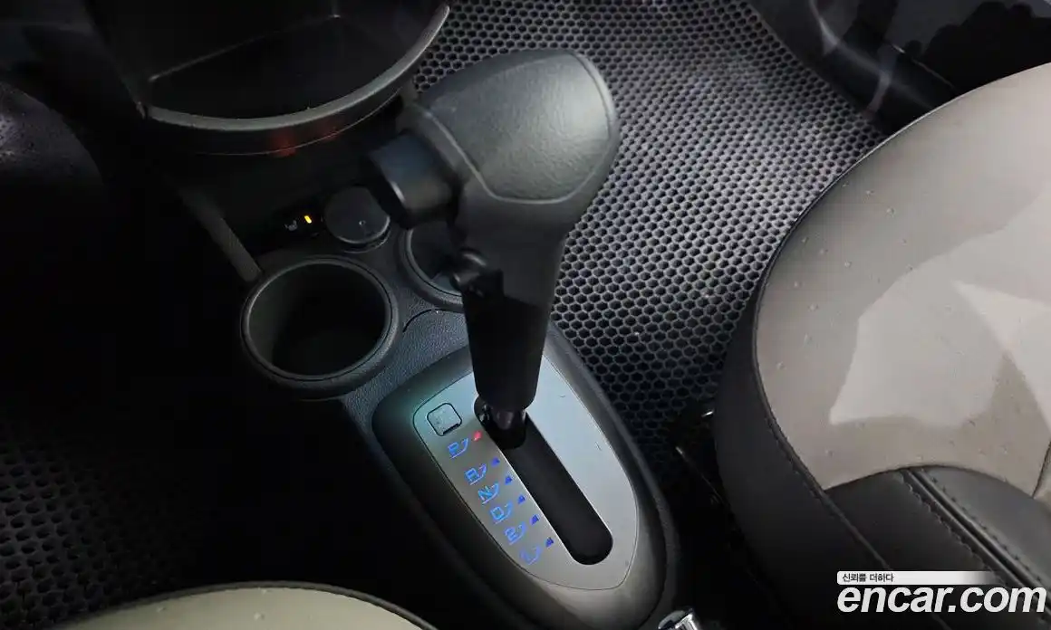 Chevrolet Spark 2012 1.0 Автомат в Москве № 42357, фото 13