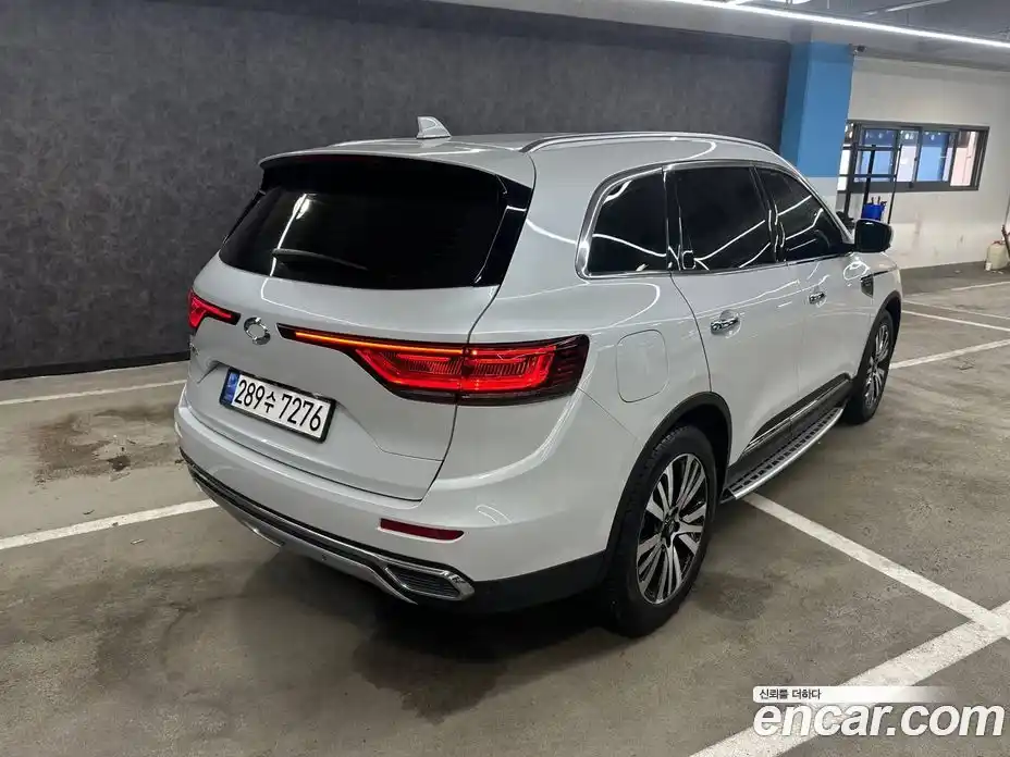 Renault QM6 2023 2.0 Автомат в Москве № 424175, фото 13