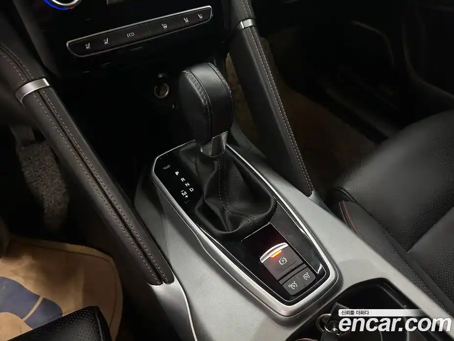 Renault QM6 2023 2.0 Автомат в Москве № 424175, фото 8