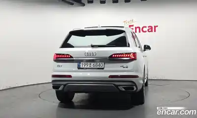 Audi Q7 2023 3.0 Автомат в Москве № 428583, миниатюра 4