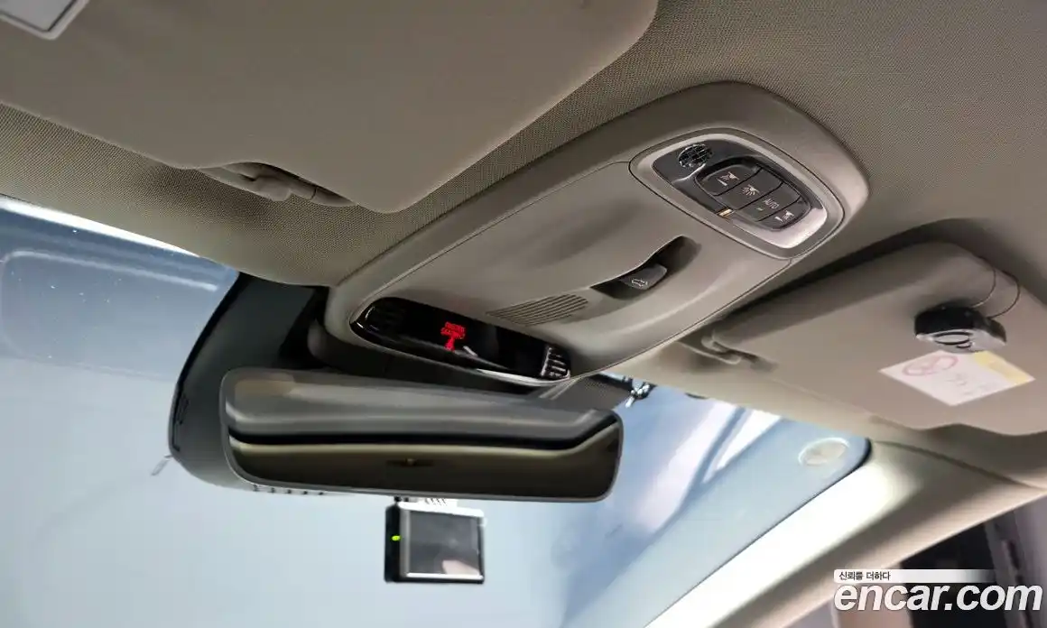 Volvo V40 2019 2.0 Автомат в Москве № 430026, фото 19