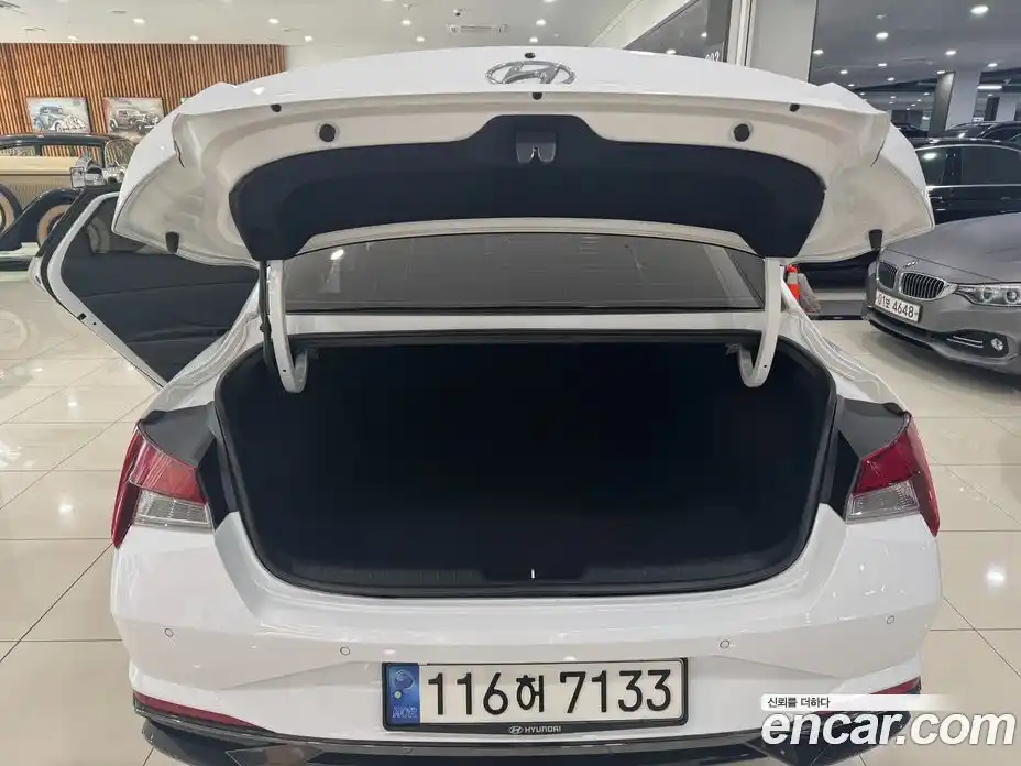 Hyundai Avante 2023 1.6 Автомат в Москве № 449545, фото 11