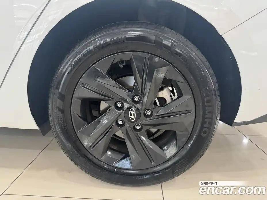 Hyundai Avante 2023 1.6 Автомат в Москве № 449545, фото 18