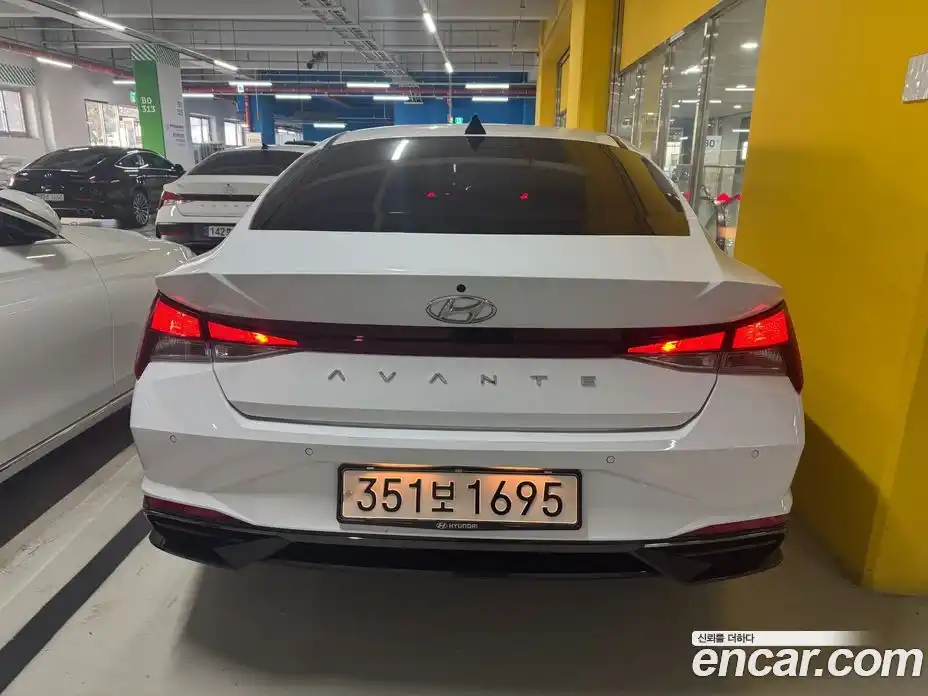 Hyundai Avante 2023 1.6 Автомат в Москве № 449545, фото 4