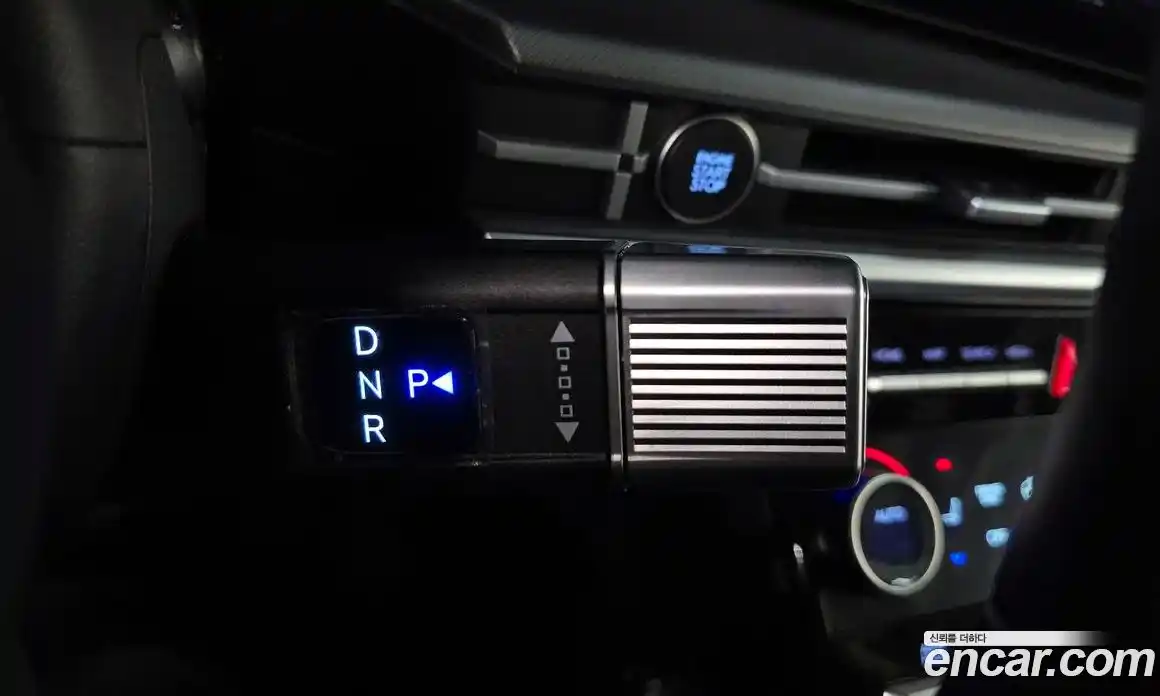 Hyundai Santa Fe 2024 1.6 Автомат в Москве № 450152, фото 9