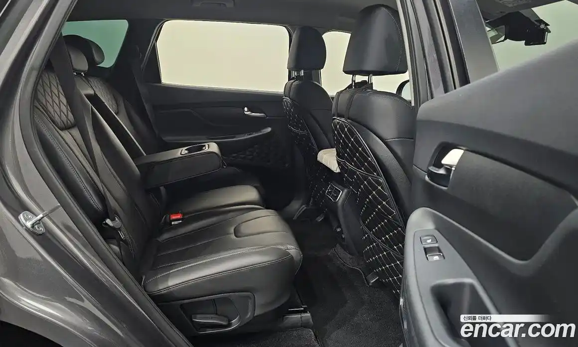 Hyundai Santa Fe 2022 1.6 Автомат в Москве № 450368, фото 12