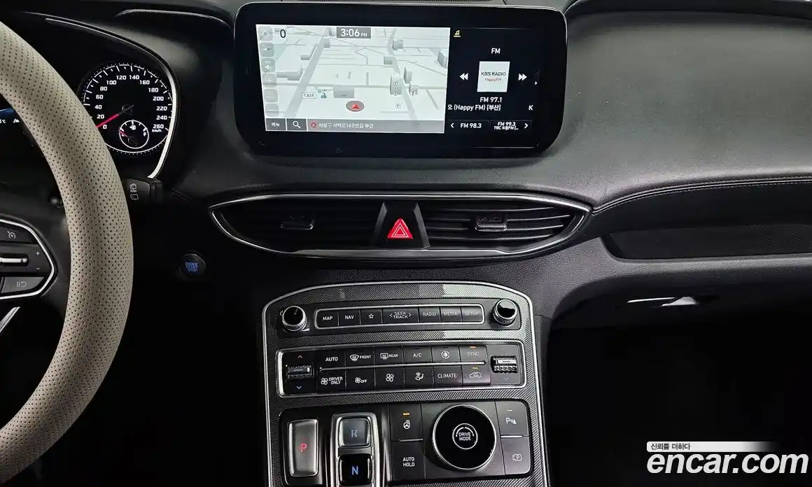 Hyundai Santa Fe 2022 1.6 Автомат в Москве № 450368, фото 15