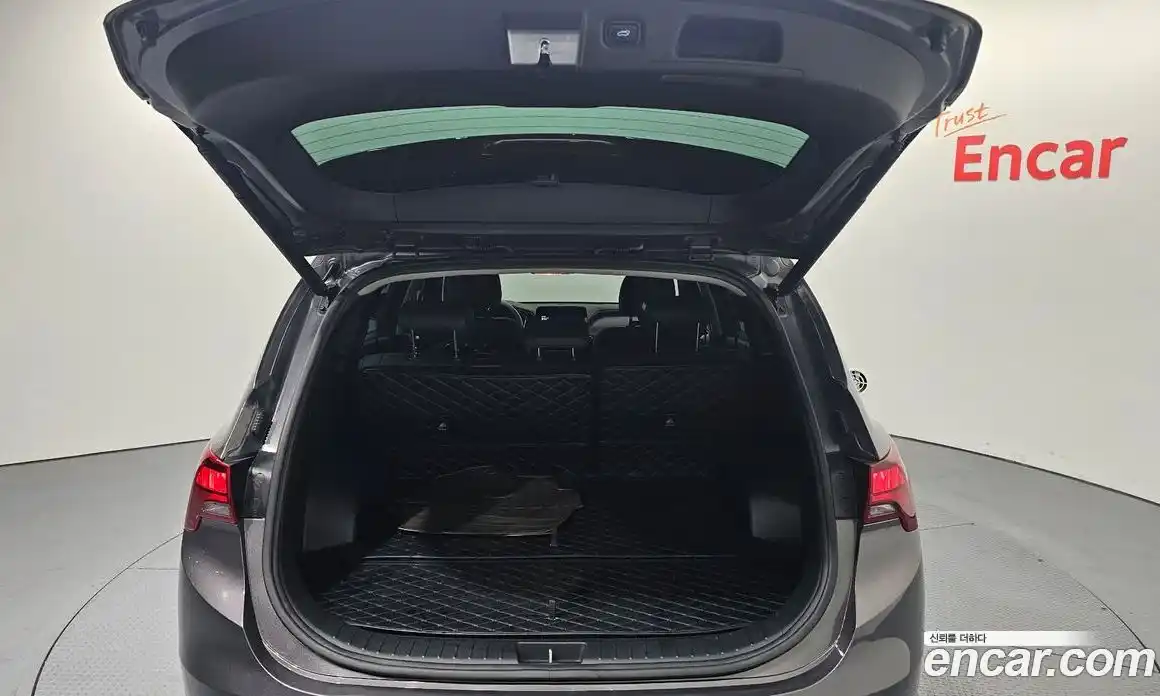 Hyundai Santa Fe 2022 1.6 Автомат в Москве № 450368, фото 20