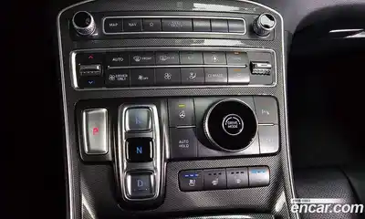 Hyundai Santa Fe 2022 1.6 Автомат в Москве № 450368, миниатюра 9