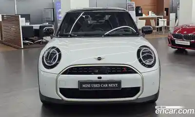 Mini Cooper 2025 2.0 Автомат в Москве № 457061, миниатюра 3