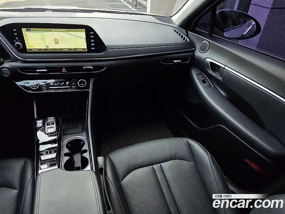 Hyundai Sonata 2020 2.0 Автомат в Москве № 458352, фото 7