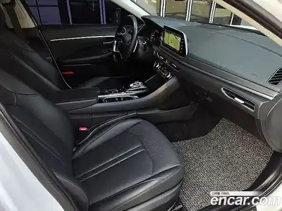 Hyundai Sonata 2020 2.0 Автомат в Москве № 458352, миниатюра 9