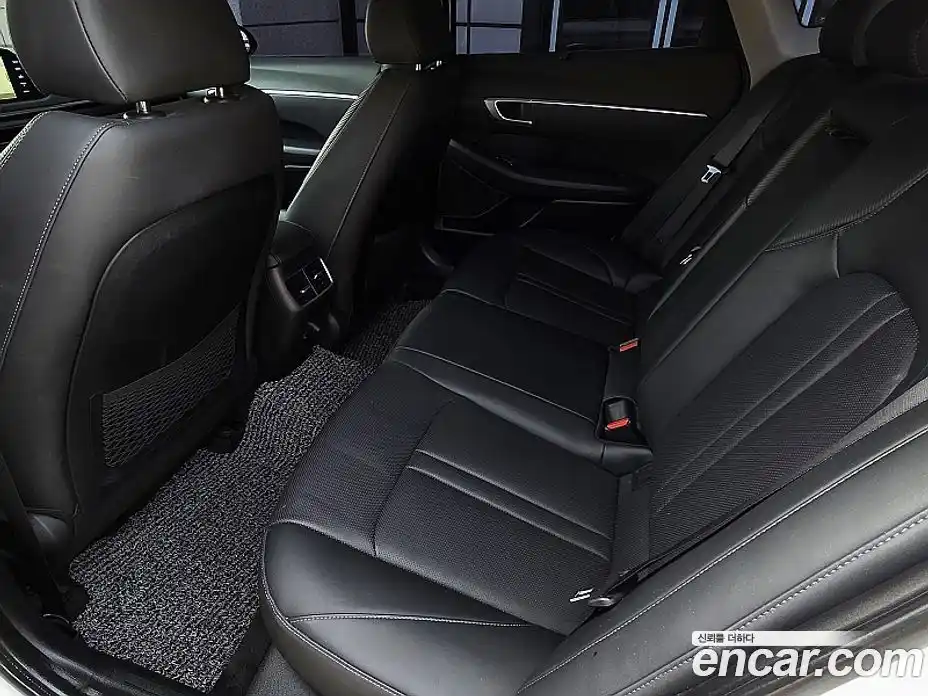 Hyundai Sonata 2020 2.0 Автомат в Москве № 458352, фото 10