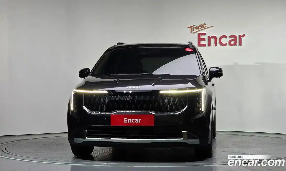 Kia Canival 2025 2.2 Автомат в Москве № 459596, фото 3