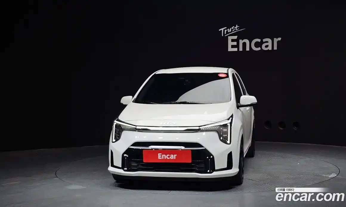 Kia Morning 2024 1.0 Автомат в Москве № 460284, фото 3