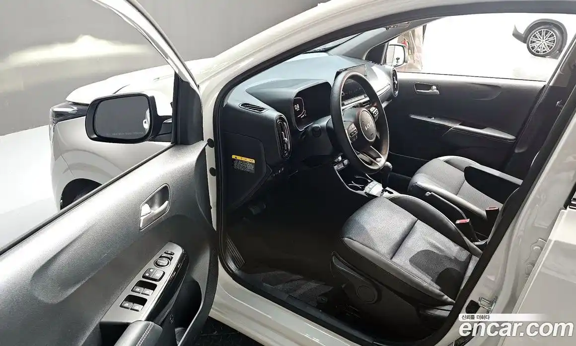 Kia Morning 2024 1.0 Автомат в Москве № 460284, фото 10