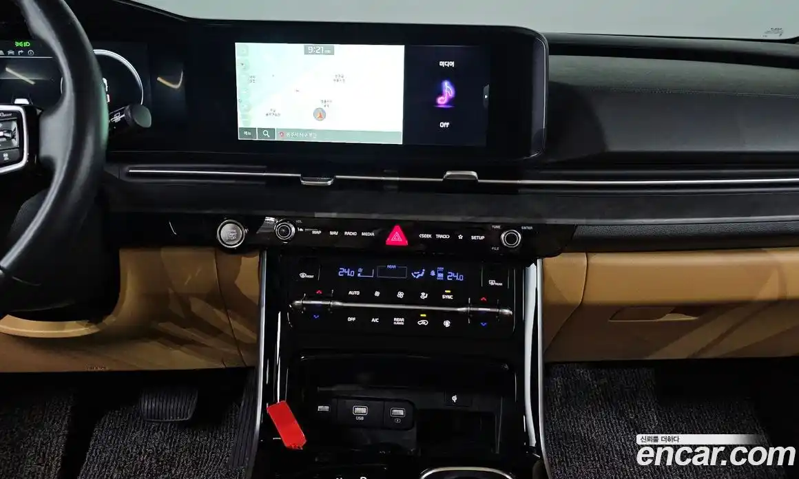 Kia Canival 2023 2.2 Автомат в Москве № 461057, фото 14