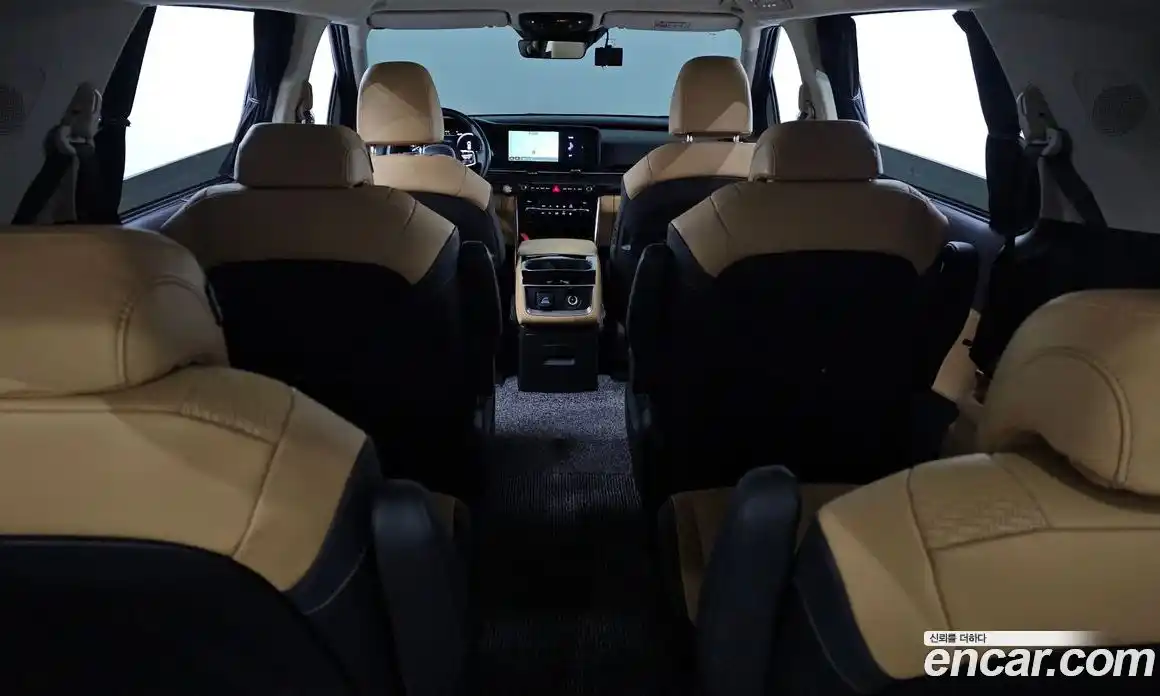 Kia Canival 2023 2.2 Автомат в Москве № 461057, фото 19