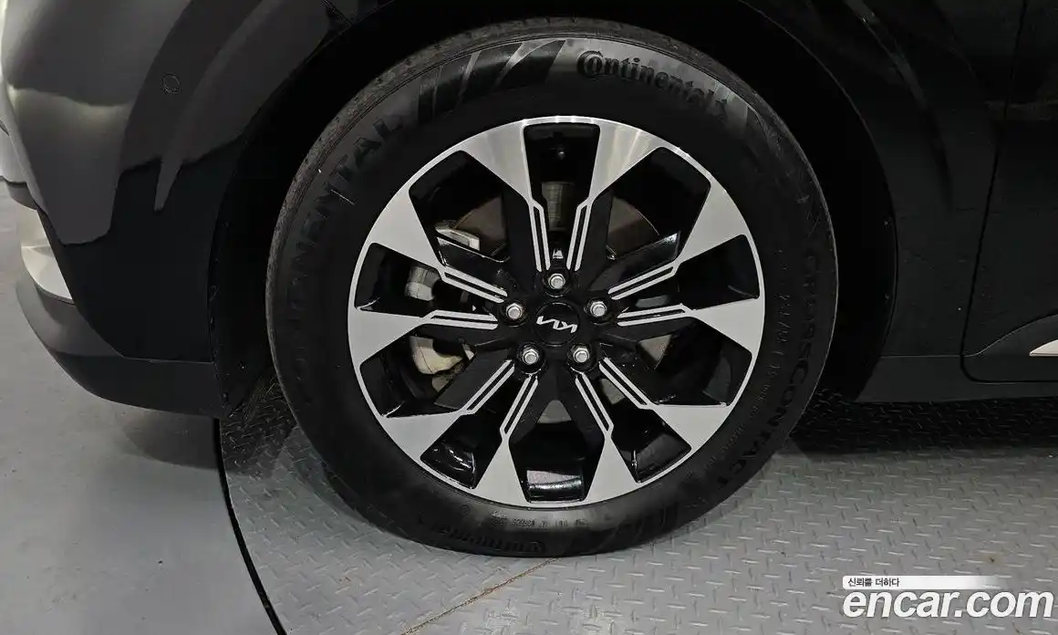 Kia Canival 2023 2.2 Автомат в Москве № 461057, фото 5