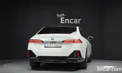 BMW 5-Series 2024 2.0 Автомат в Москве № 464080, миниатюра 4