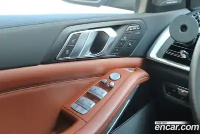 BMW X7 2023 3.0 Автомат в Москве № 464926, миниатюра 12