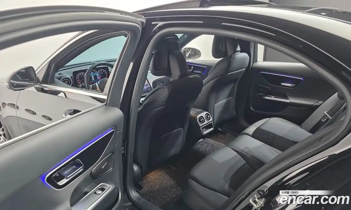 Mercedes-Benz C-Class 2024 2.0 Автомат в Москве № 466315, фото 18